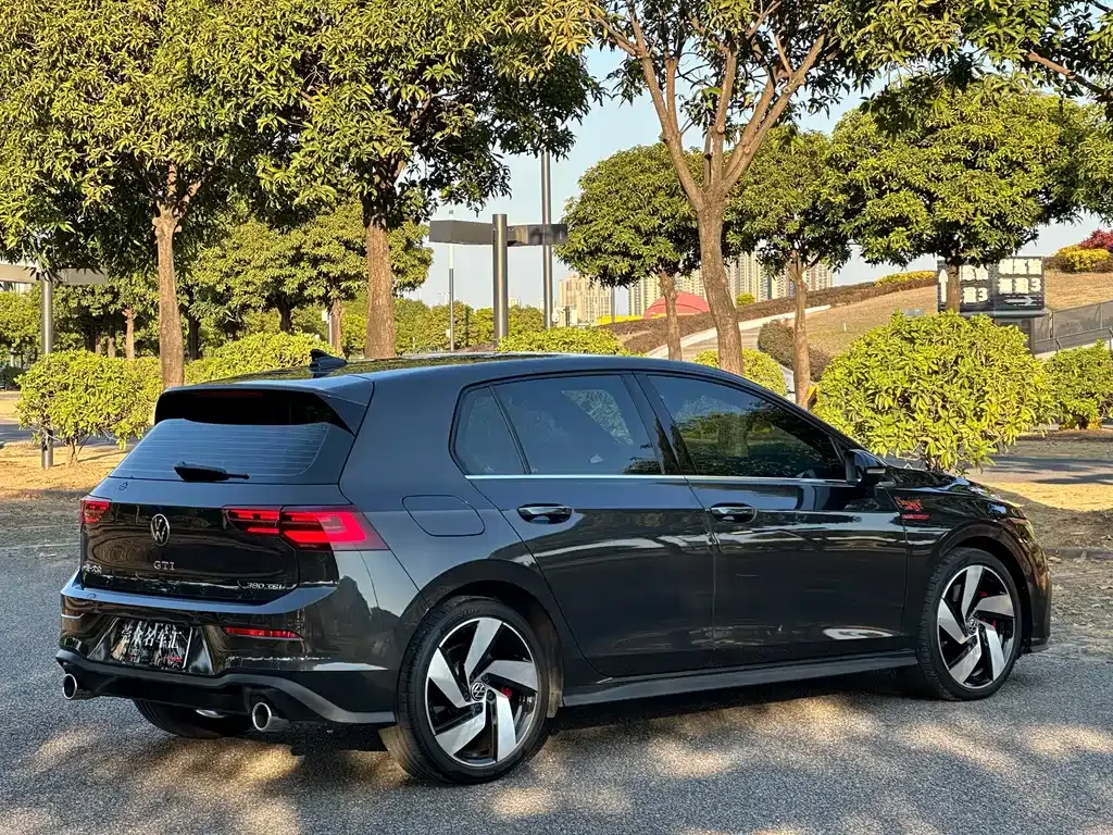 Volkswagen Golf GTI 2022 из CN, фото 10