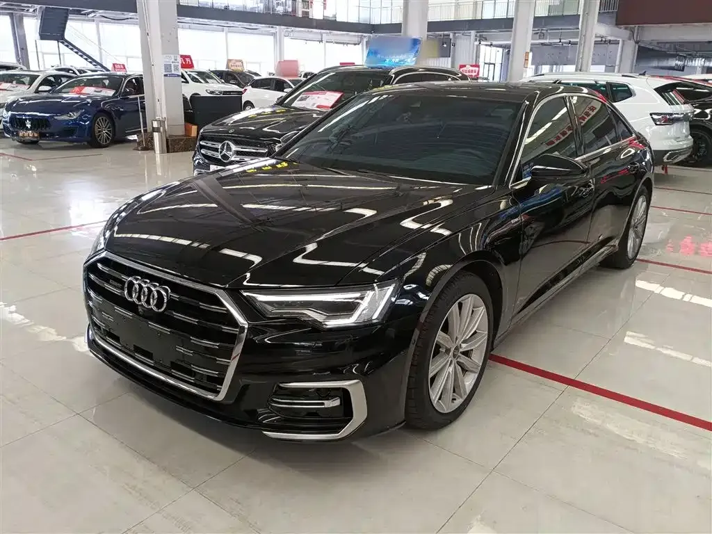 Audi A6L 2023 из CN, фото 10