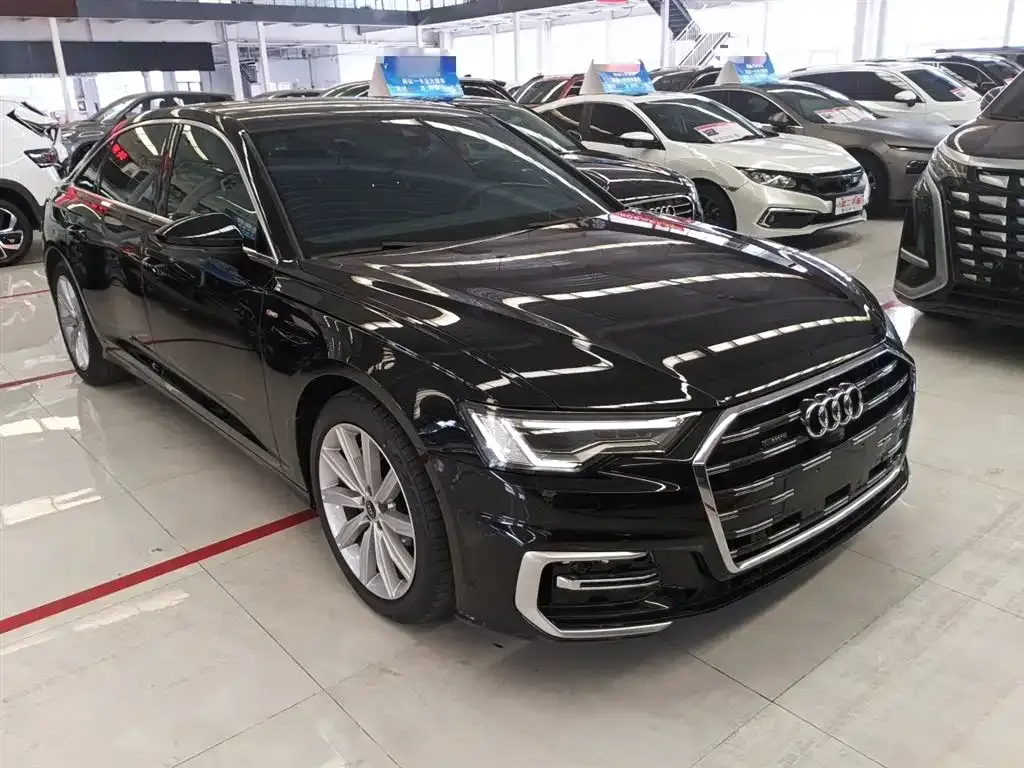 Audi A6L 2023 из CN, фото 4