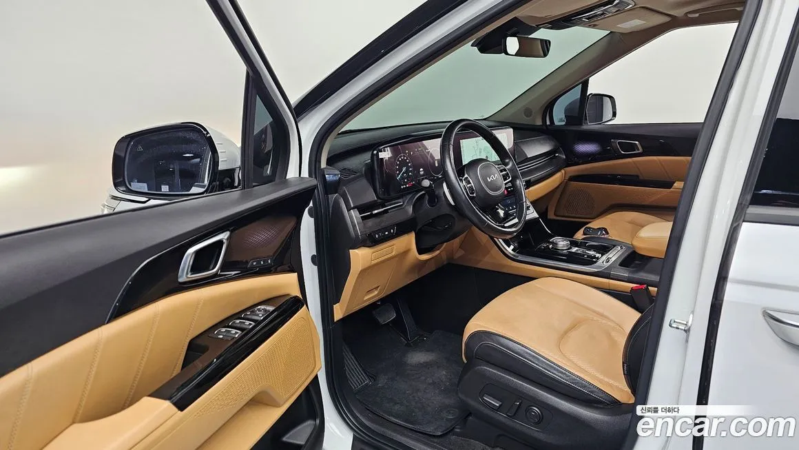 Kia Carnival — фото 10