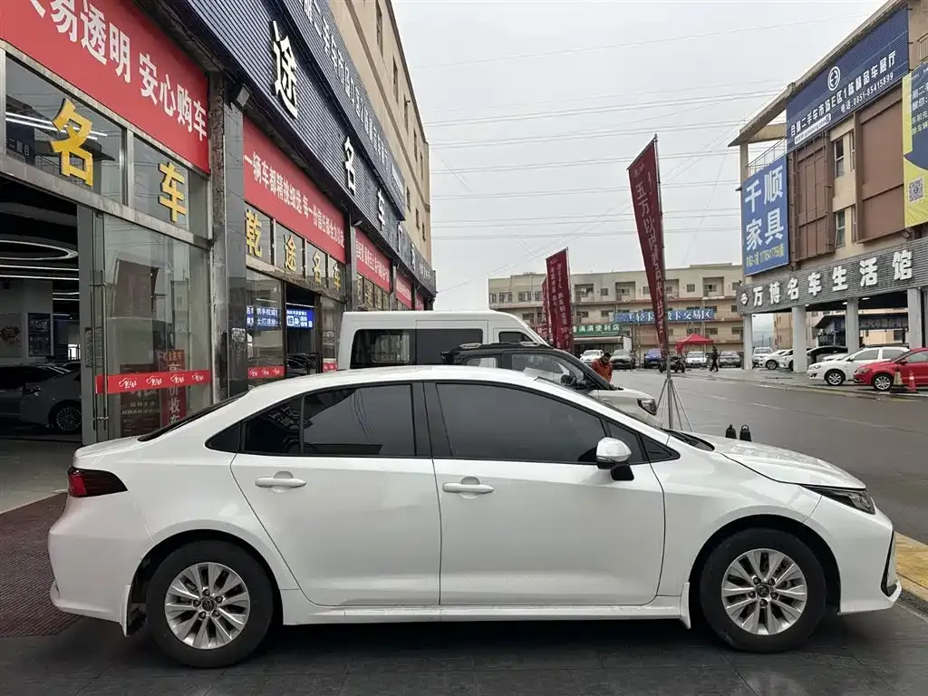 Toyota Corolla 2023 из CN, фото 4