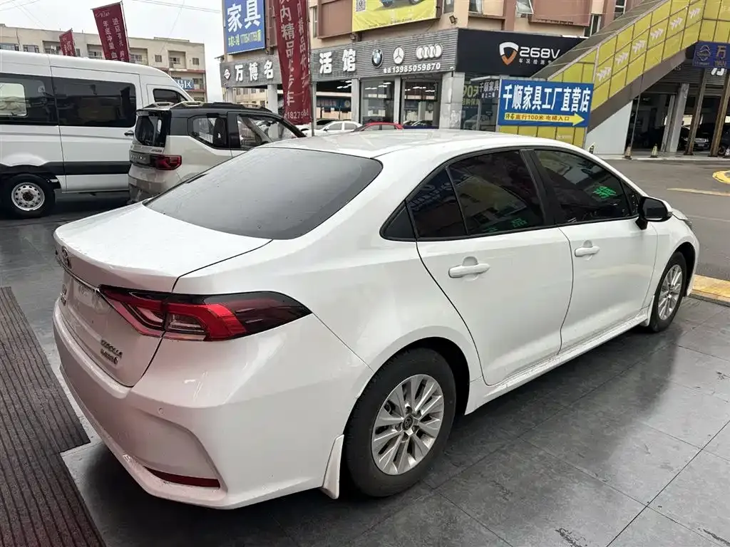 Toyota Corolla 2023 из CN, фото 10