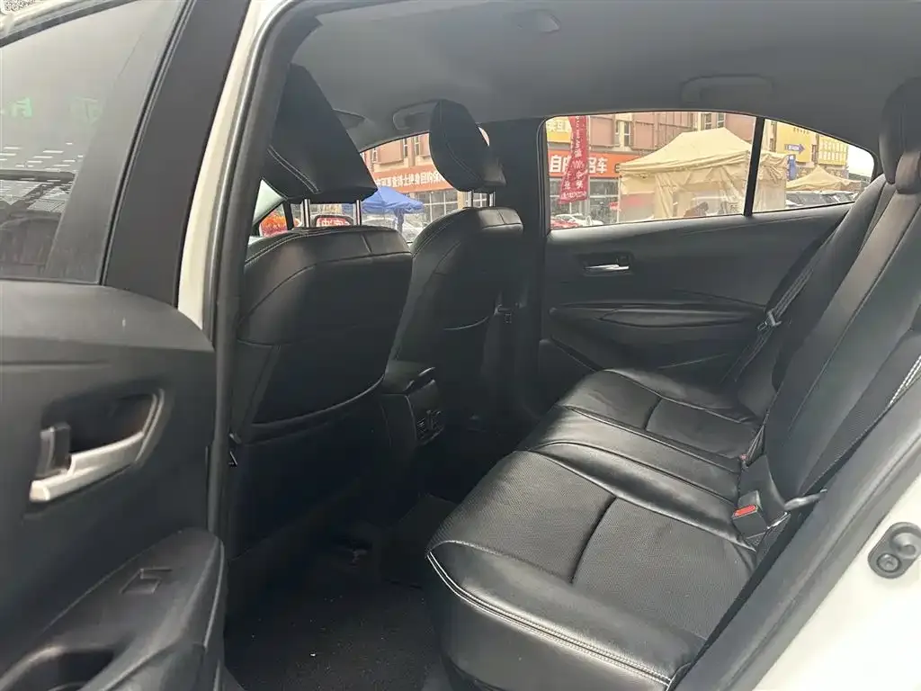 Toyota Corolla 2023 из CN, фото 6