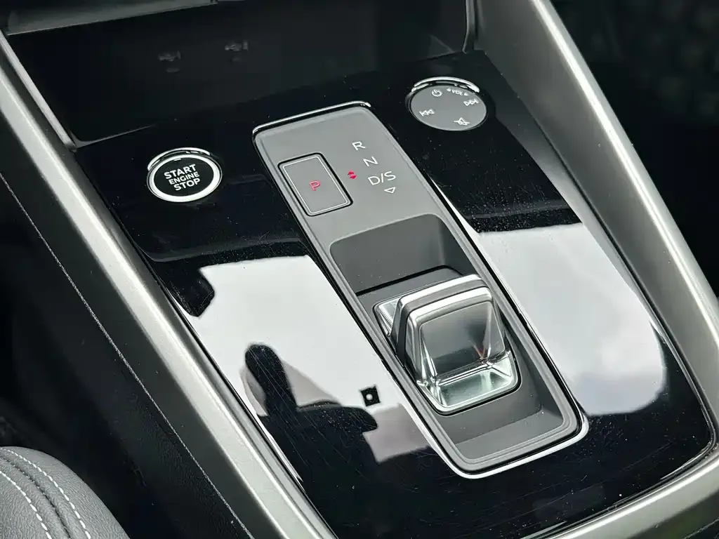 Audi A3 2023 из CN, фото 7