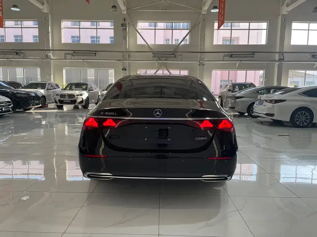 Mercedes-Benz E-Class 2025 из CN, фото 3