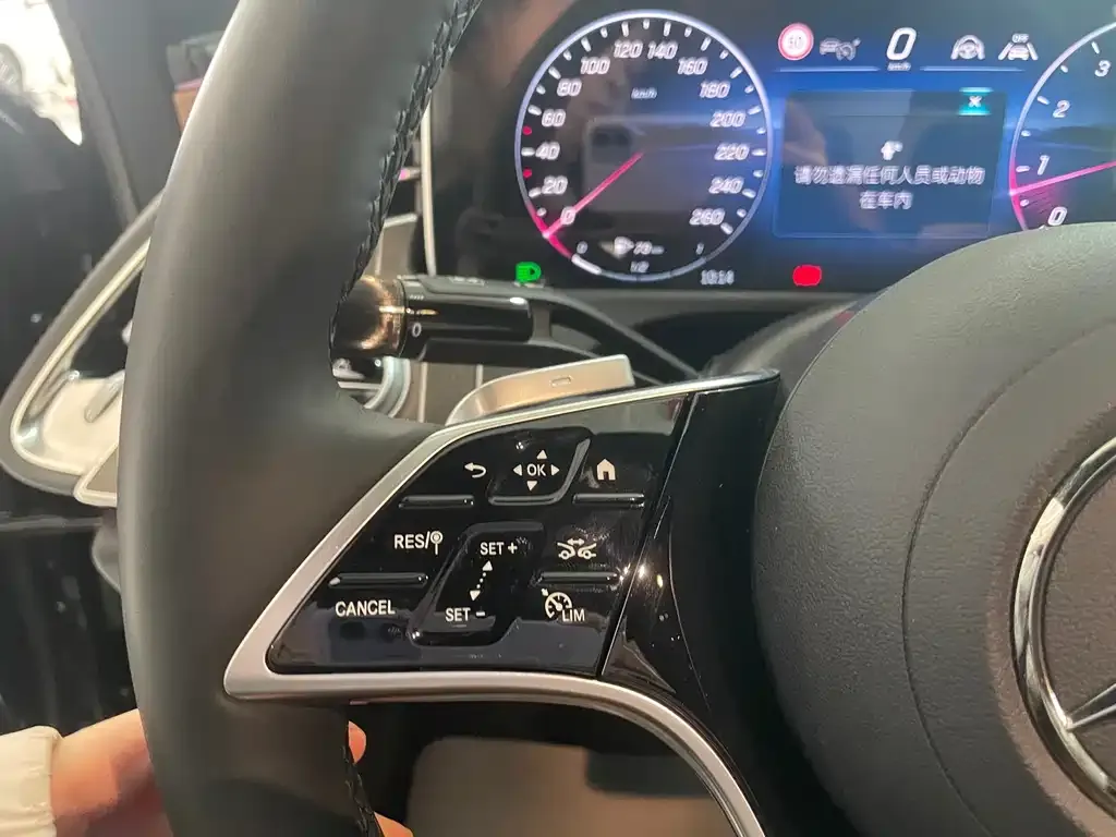 Mercedes-Benz E-Class 2025 из CN, фото 5
