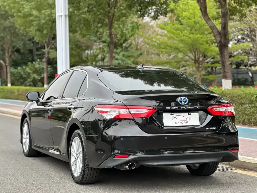 Toyota Camry 2021 из CN, фото 6