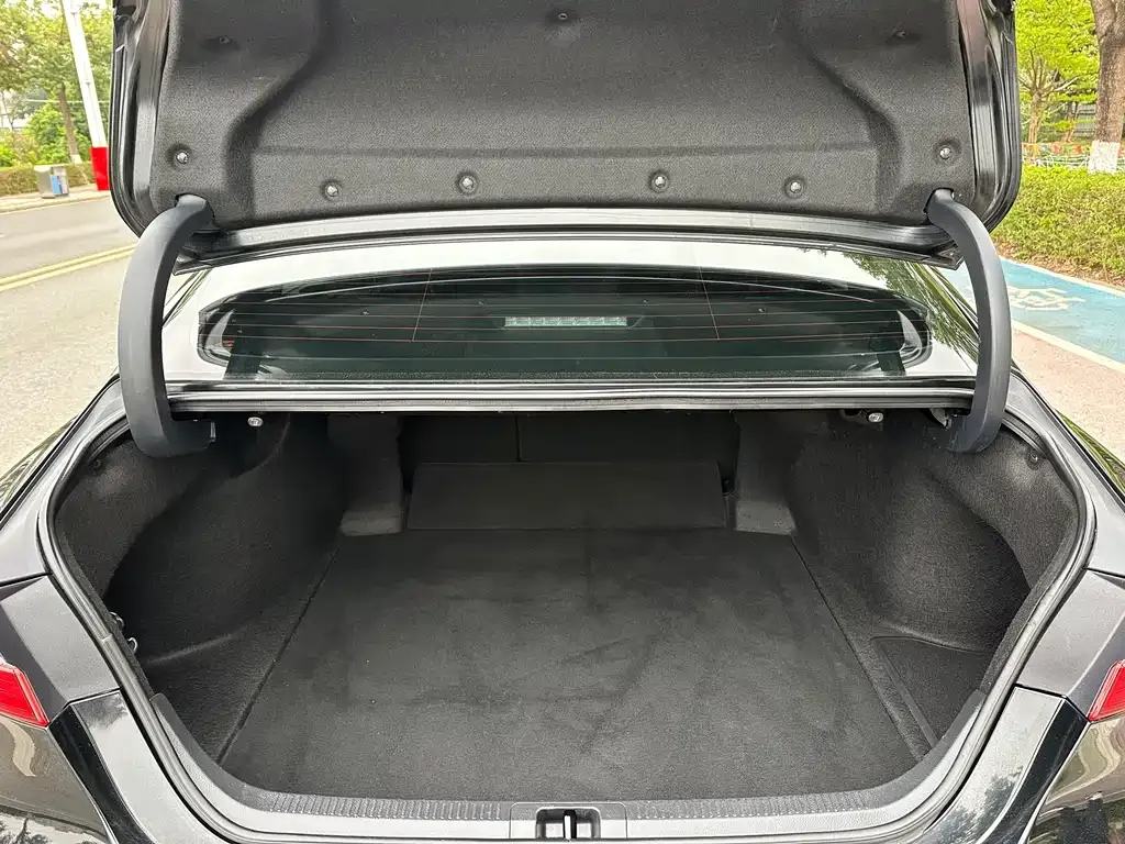 Toyota Camry 2021 из CN, фото 9