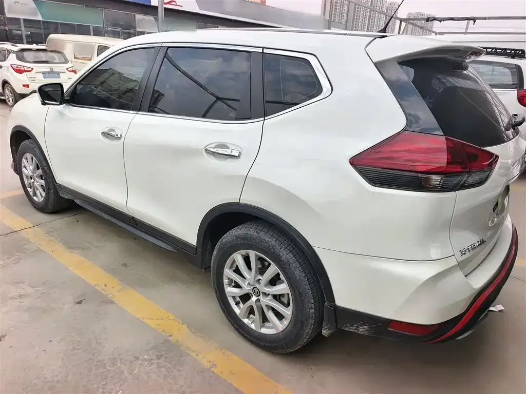 Nissan X-Trail 2021 из CN, фото 3