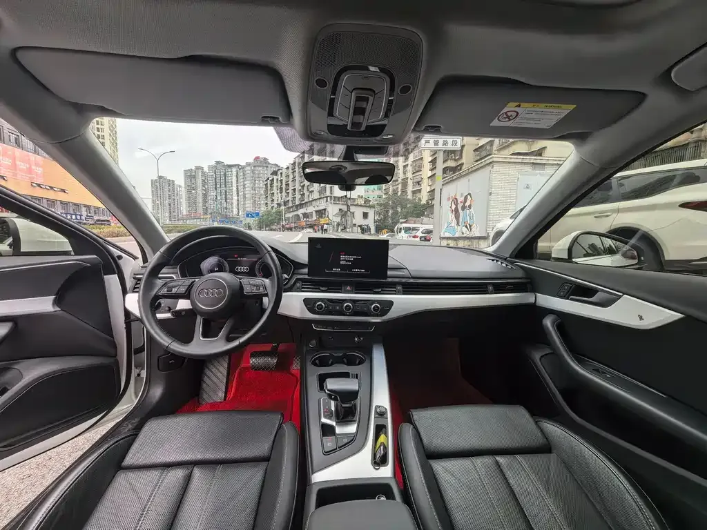 Audi A4L 2023 из CN, фото 7