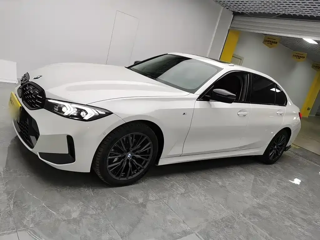 BMW 3 Series 2024 из CN, фото 6