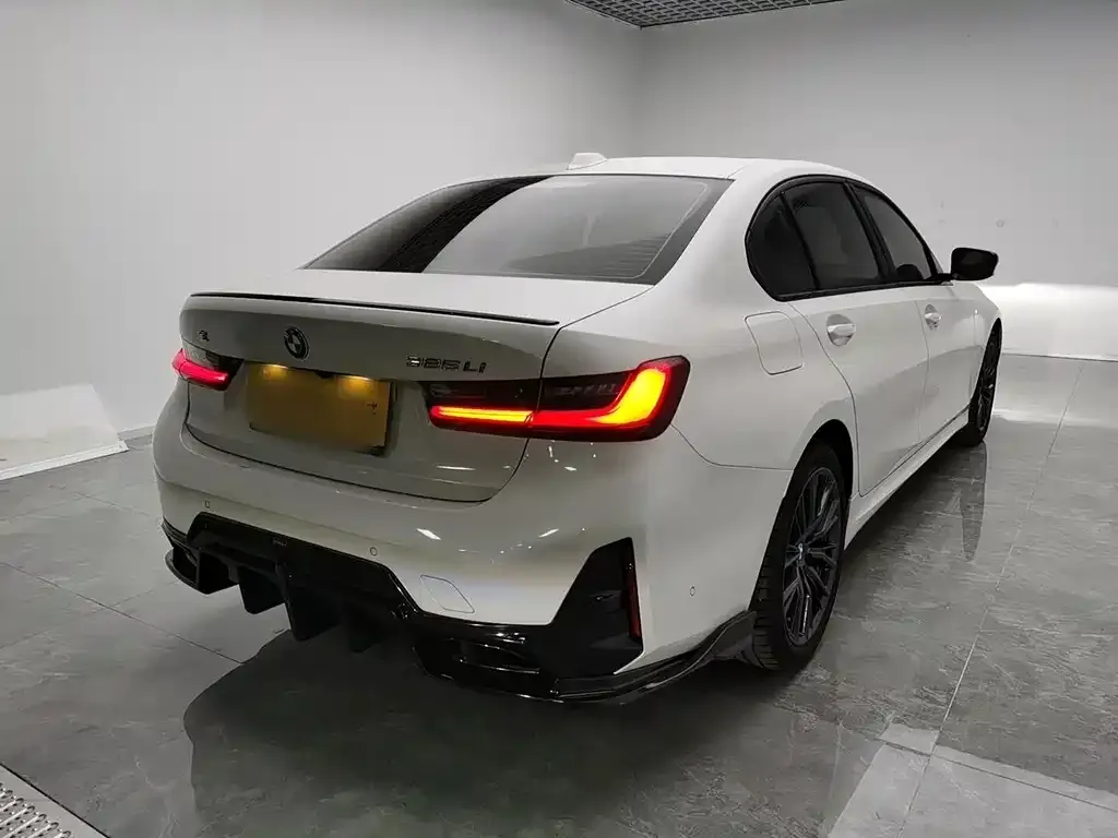 BMW 3 Series 2024 из CN, фото 5