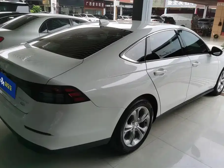 Honda Accord 2023 из CN, фото 10