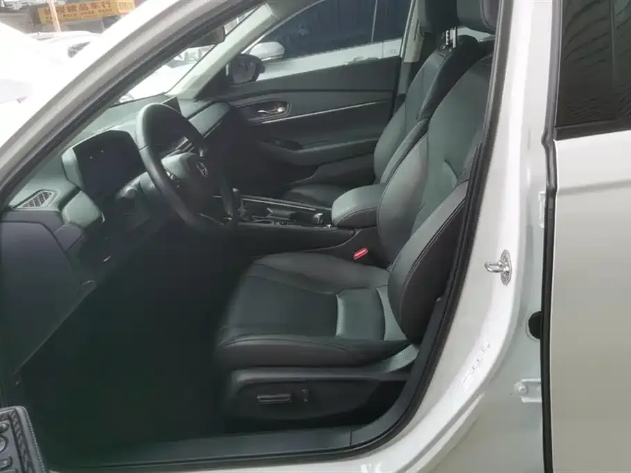 Honda Accord 2023 из CN, фото 2