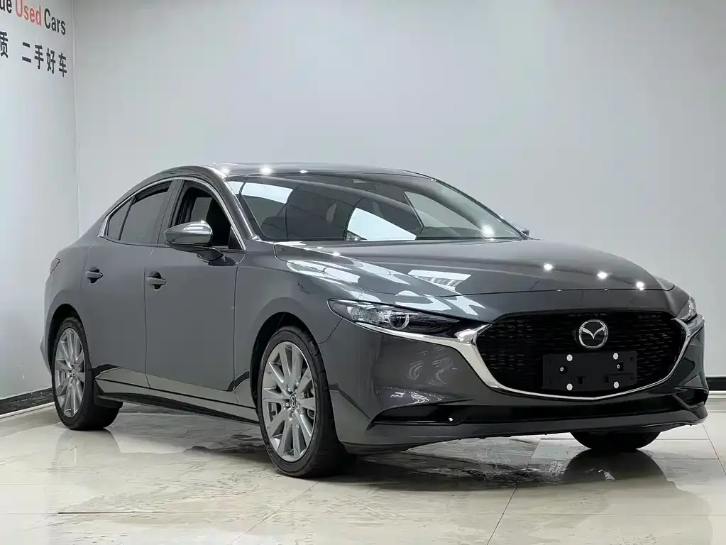 Mazda 3 Axela 2021 из CN, фото 2