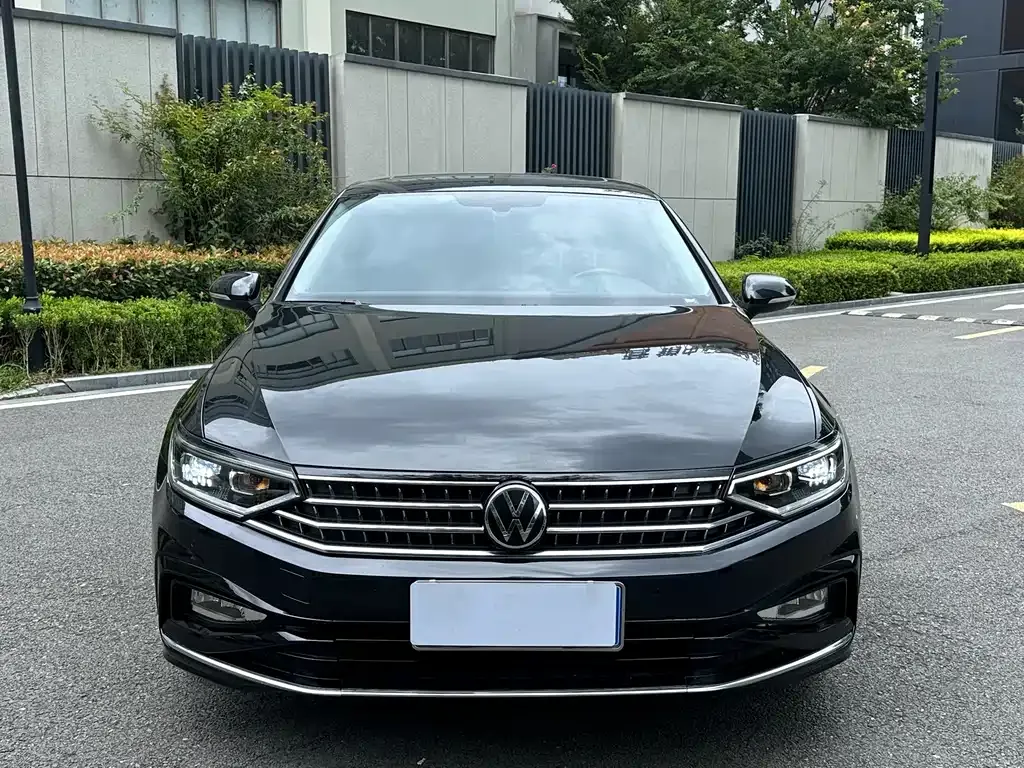 Volkswagen Magotan 2023 из CN, фото 9