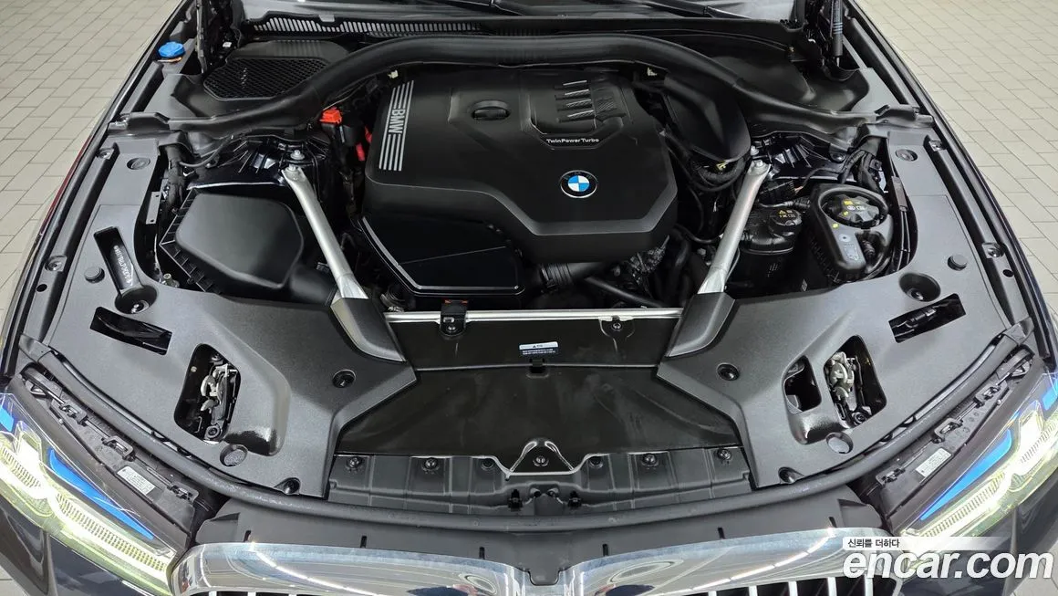 BMW 5-Series 2023 из KR, фото 6