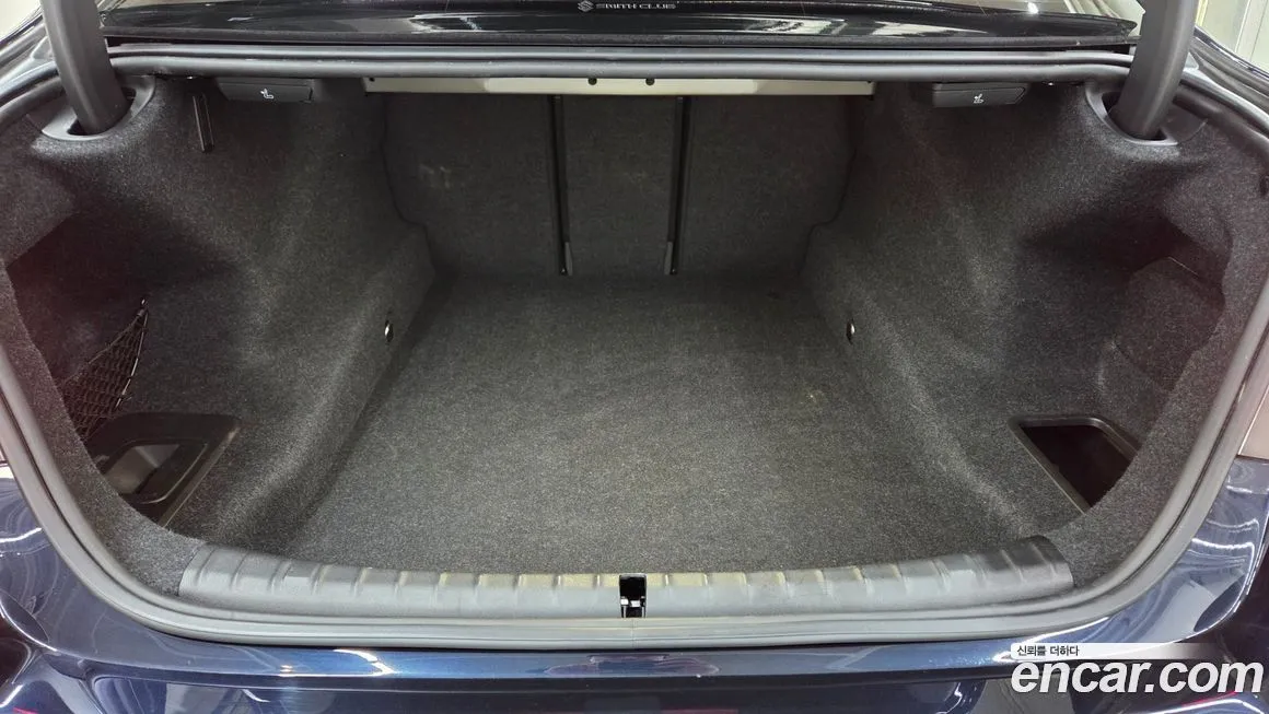 BMW 5-Series 2023 из KR, фото 10