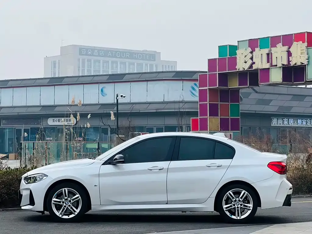 BMW 1 Series 2021 из CN, фото 7