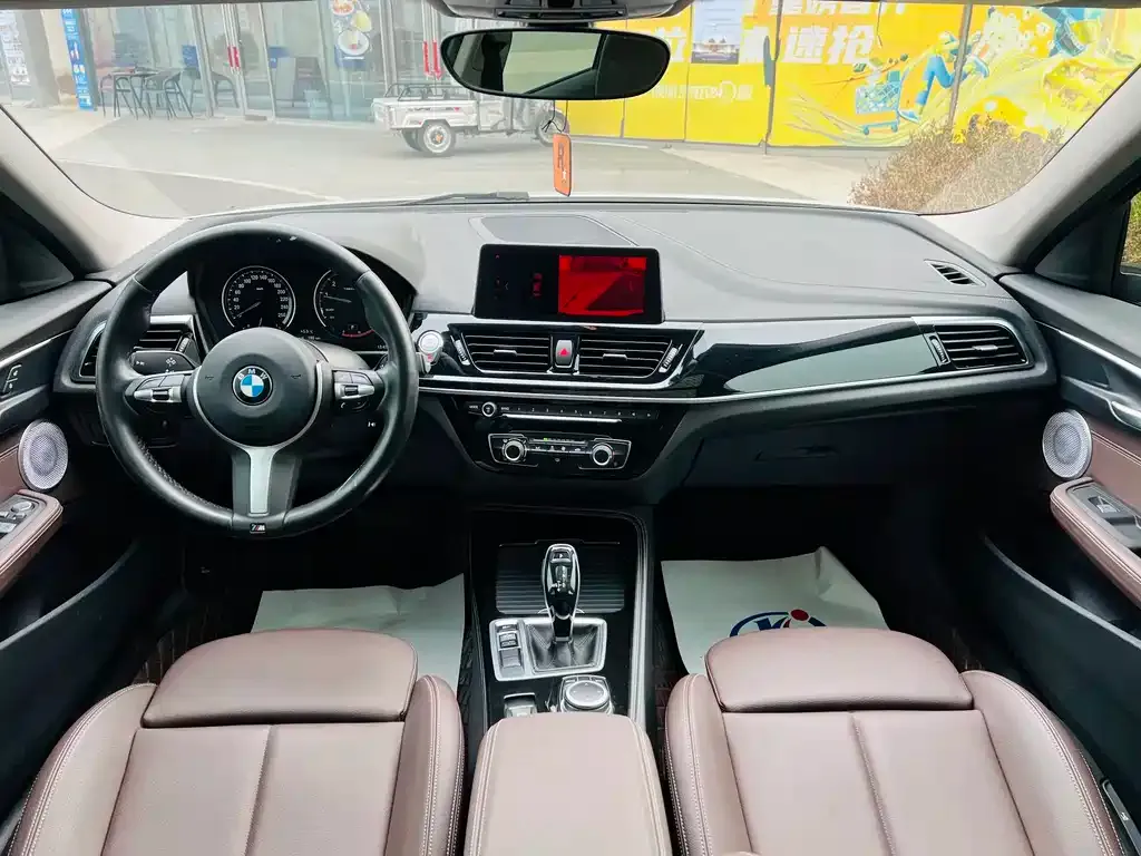 BMW 1 Series 2021 из CN, фото 8