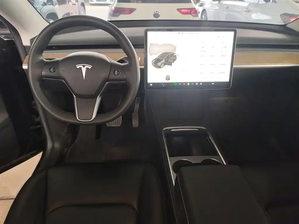Tesla Model Y 2023 из CN, фото 2