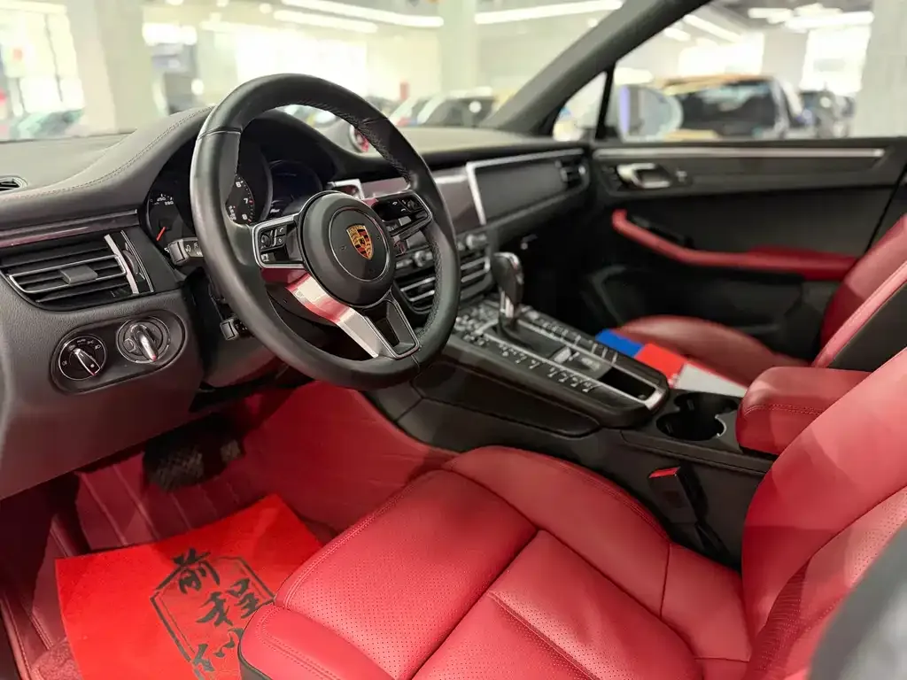 Porsche Macan 2021 из CN, фото 3
