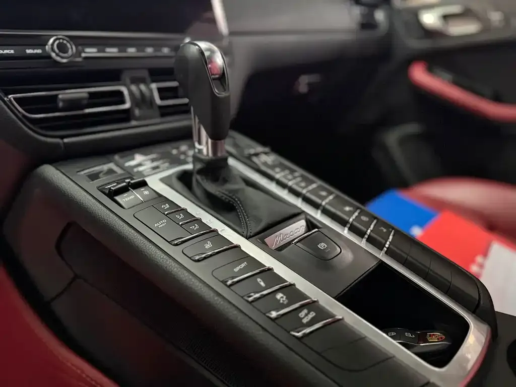 Porsche Macan 2021 из CN, фото 6