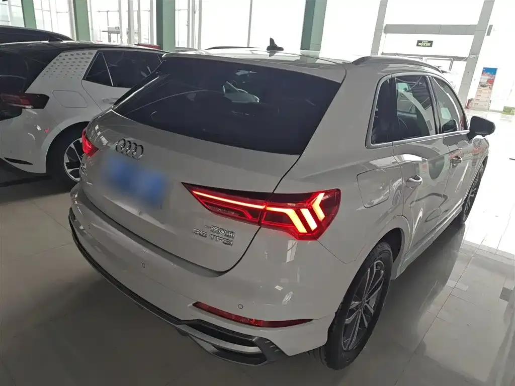 Audi Q3 2022 из CN, фото 9