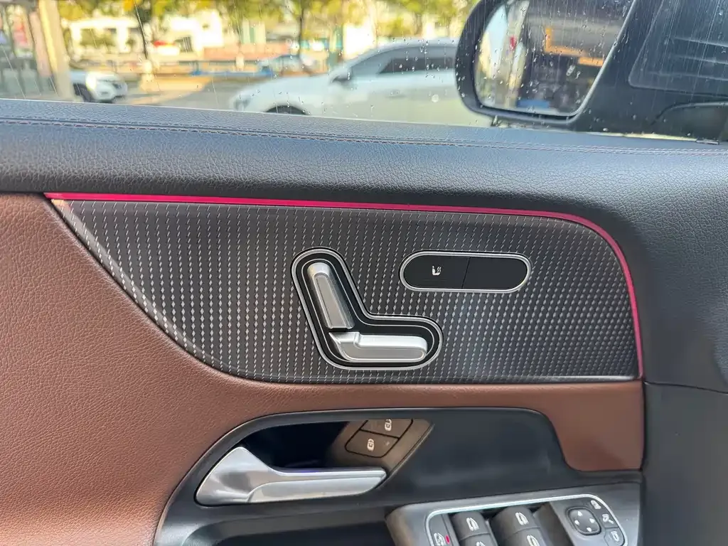 Mercedes-Benz GLB 2021 из CN, фото 4