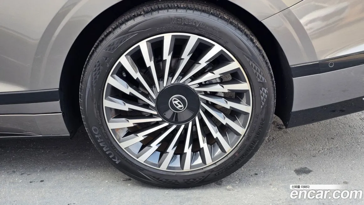 Hyundai Grandeur — фото 10