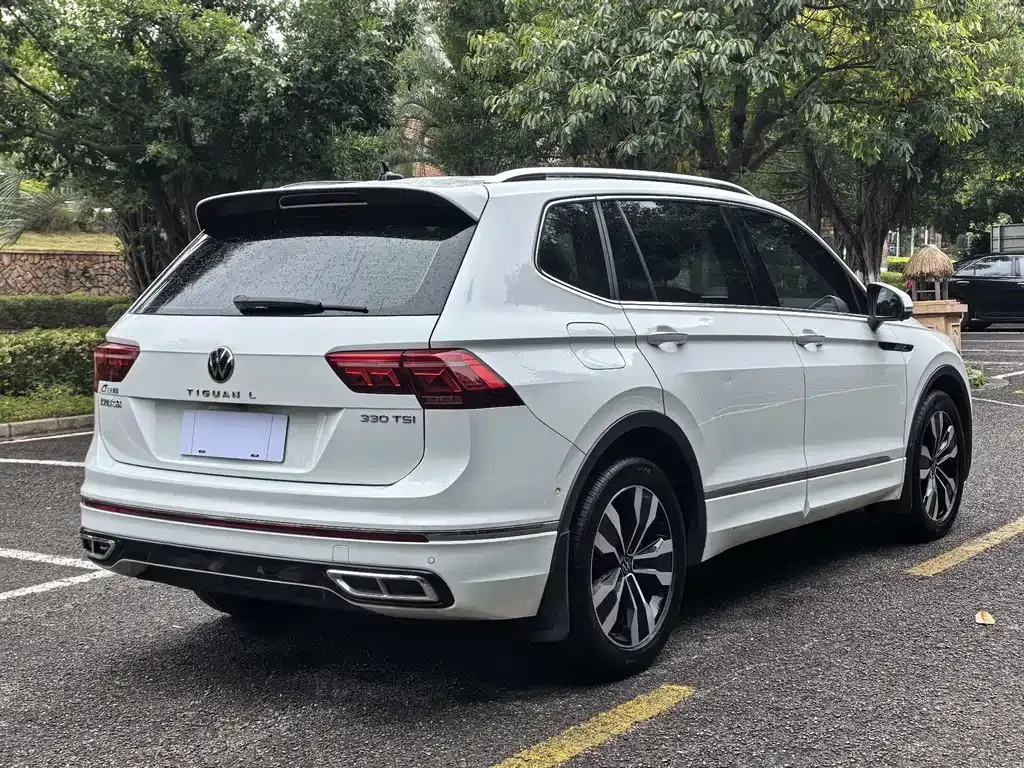 Volkswagen Tiguan L 2023 из CN, фото 9