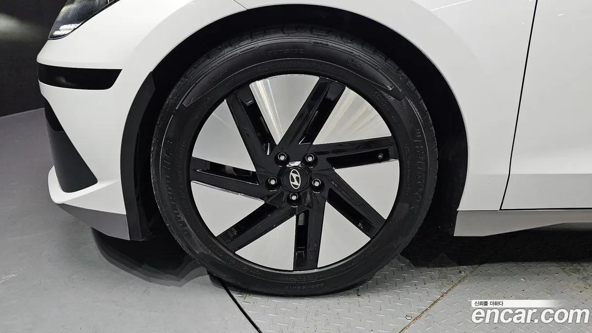 Hyundai Ioniq6 — фото 8