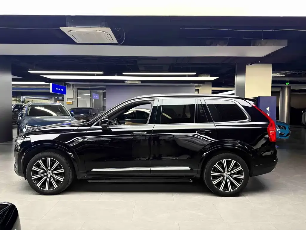 Volvo XC90 2021 из CN, фото 4