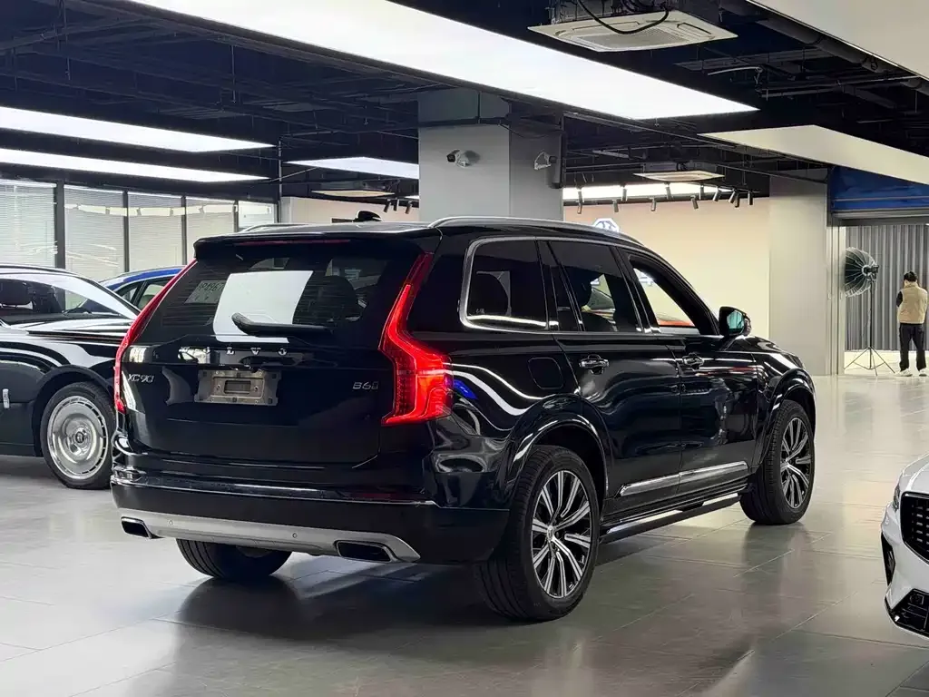 Volvo XC90 2021 из CN, фото 3