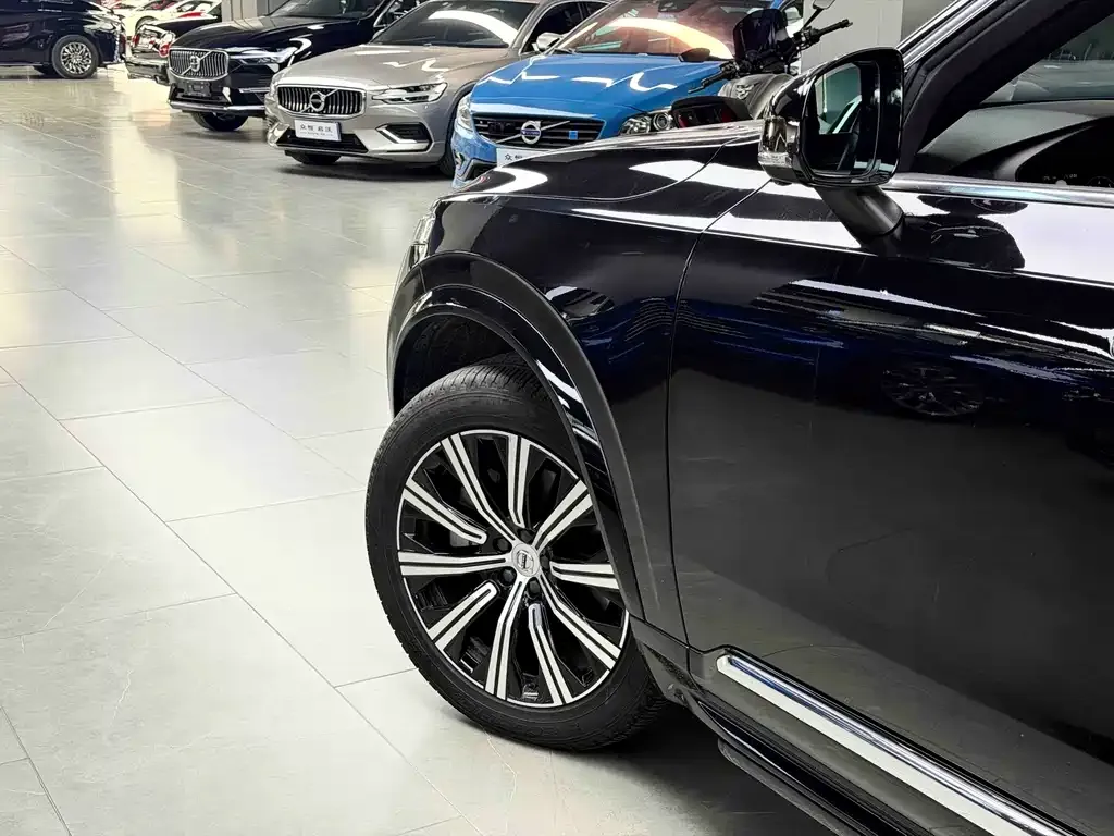 Volvo XC90 2021 из CN, фото 8