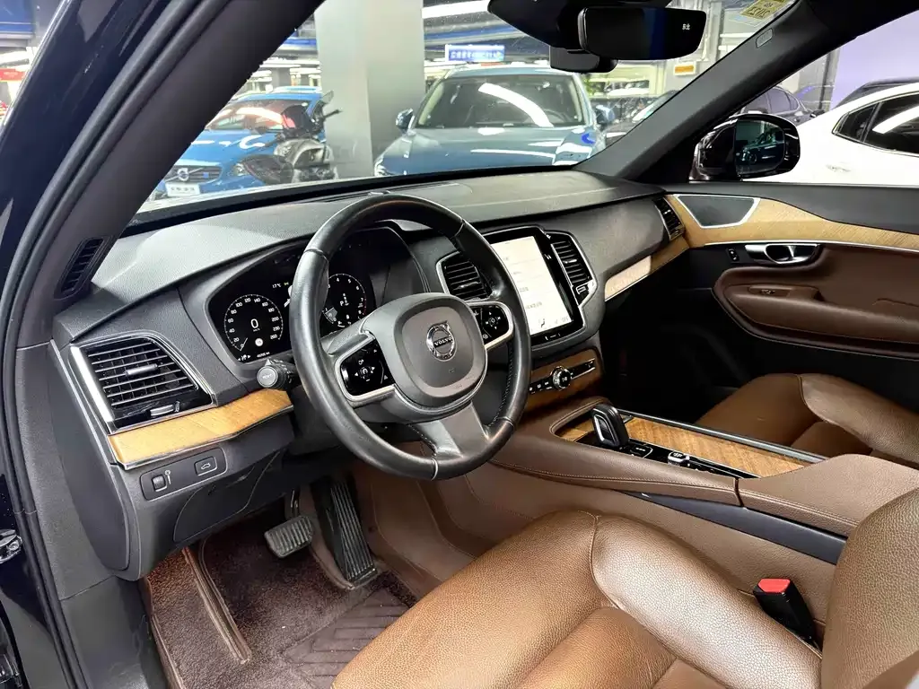 Volvo XC90 2021 из CN, фото 10