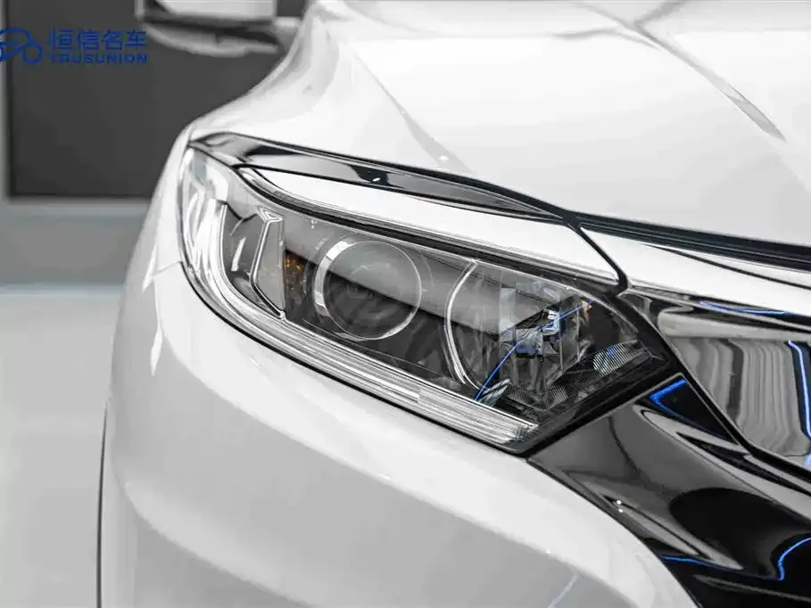 Honda Vezel 2021 из CN, фото 10
