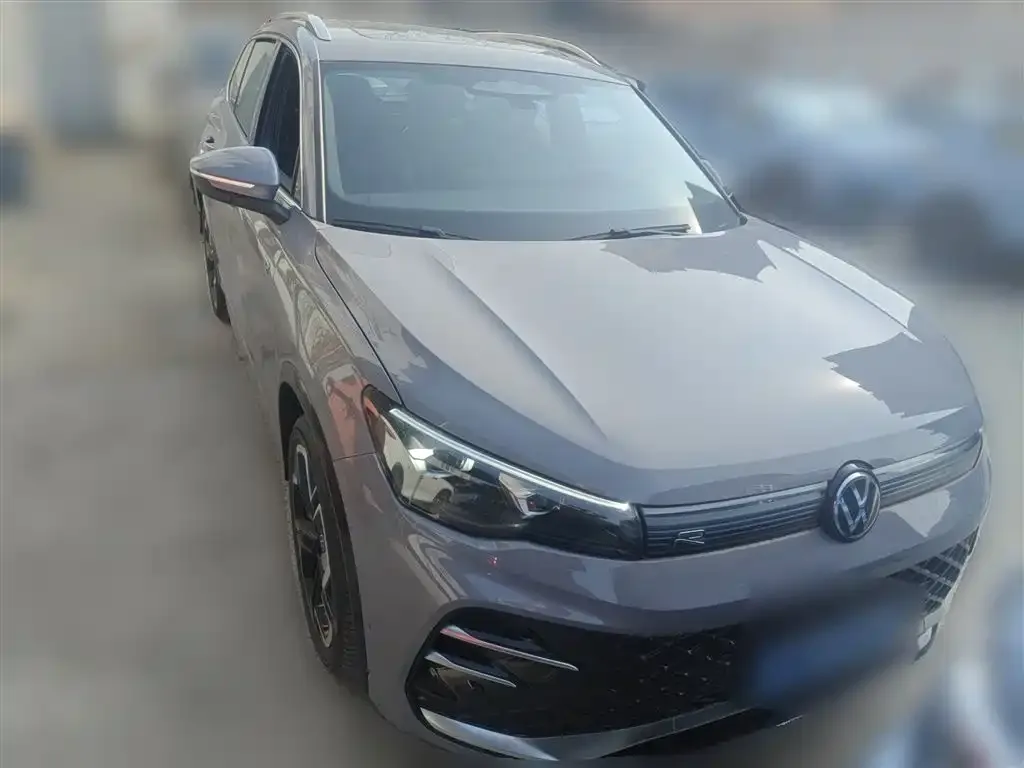 Volkswagen Tiguan L 2025 из CN, фото 3