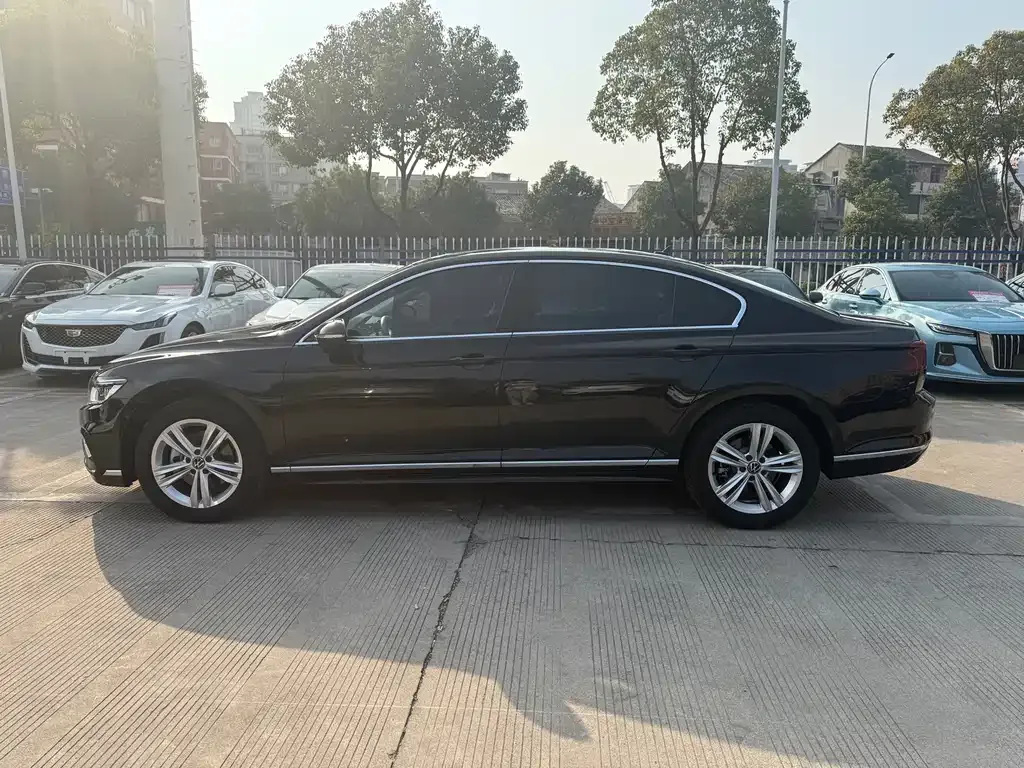 Volkswagen Magotan 2025 из CN, фото 4