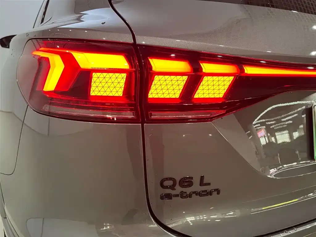 Audi Q6L e-tron 2025 из CN, фото 10