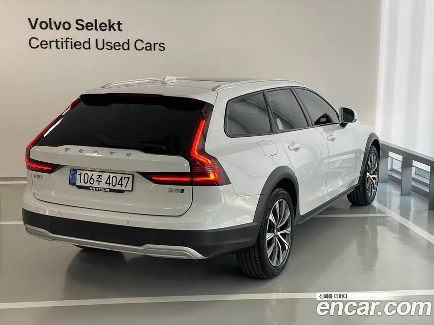 Volvo V90 2025 из KR, фото 3