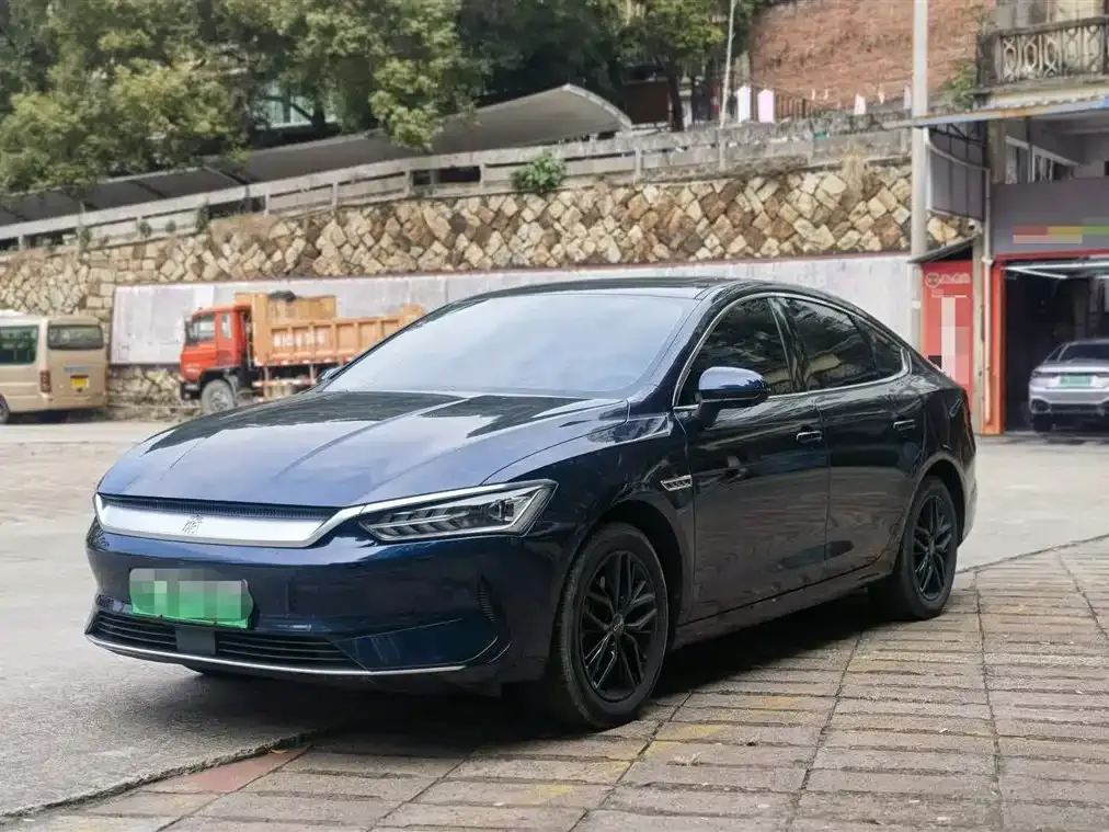 BYD Qin PLUS 2023 из CN, фото 1