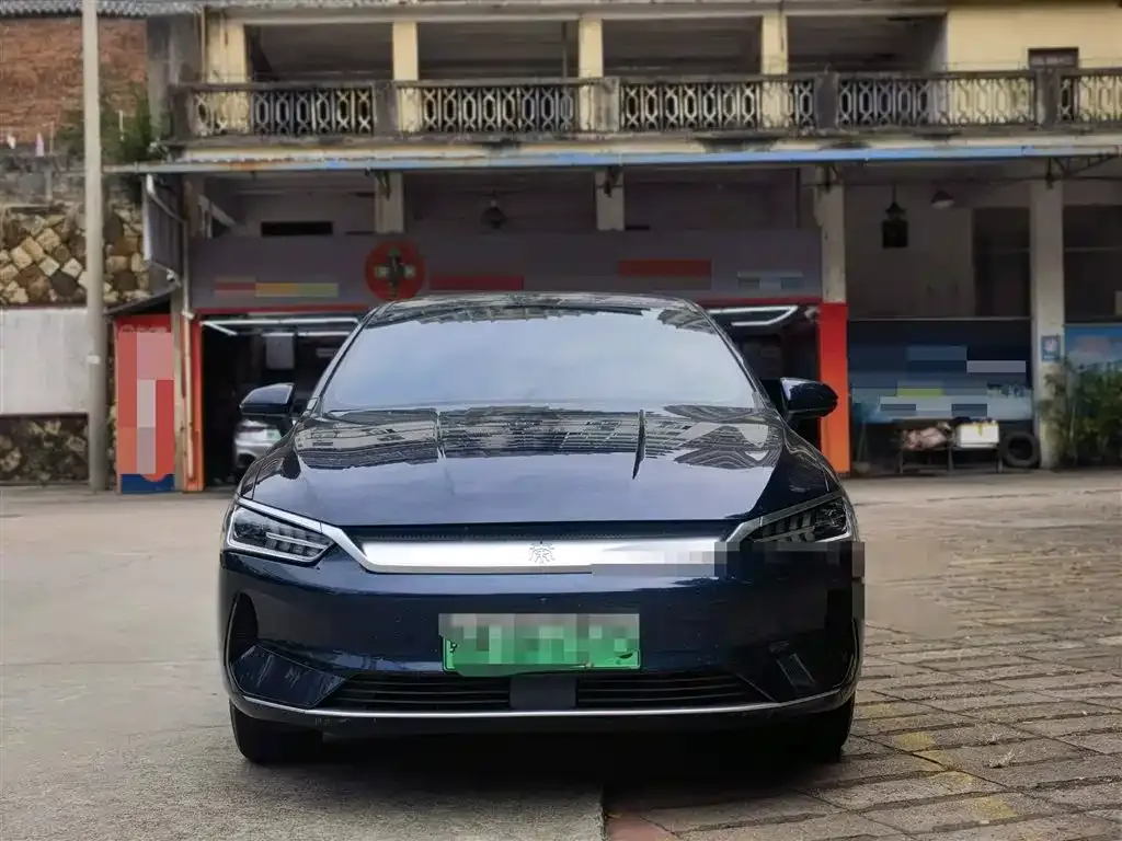 BYD Qin PLUS 2023 из CN, фото 2