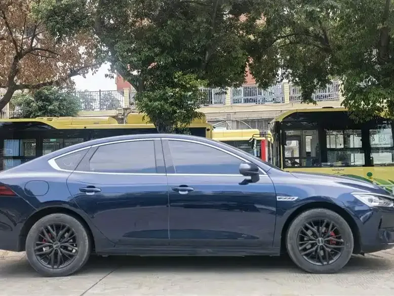 BYD Qin PLUS 2023 из CN, фото 4