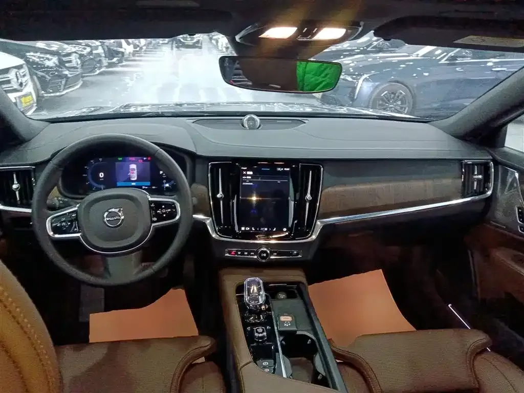 Volvo S90 2024 из CN, фото 7