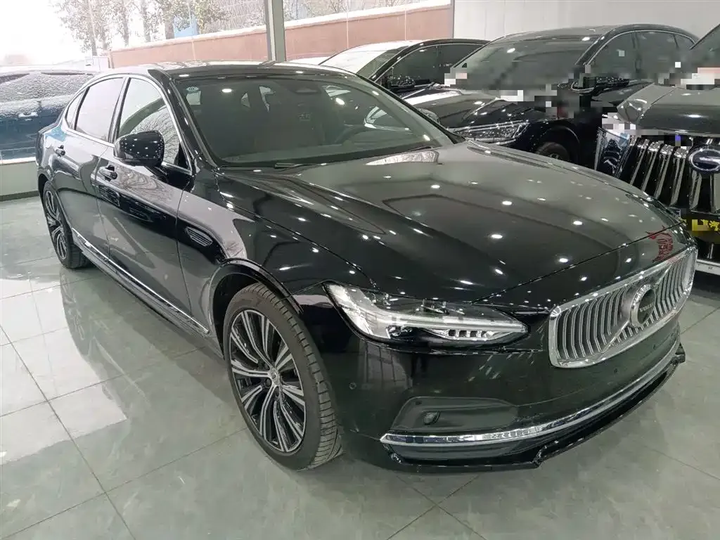 Volvo S90 2024 из CN, фото 2
