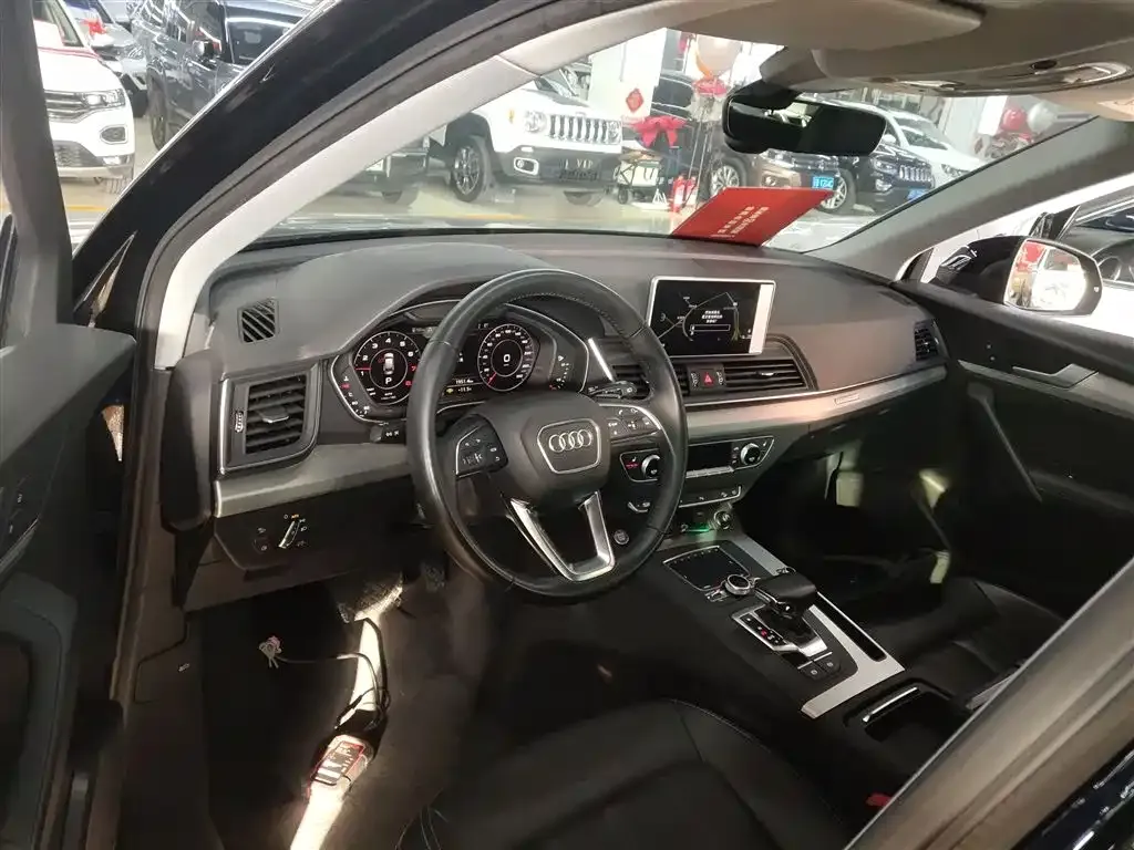 Audi Q5L 2021 из CN, фото 9