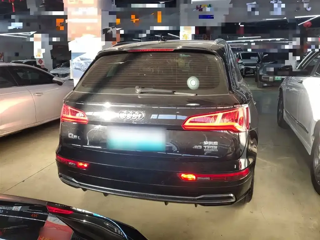 Audi Q5L 2021 из CN, фото 7