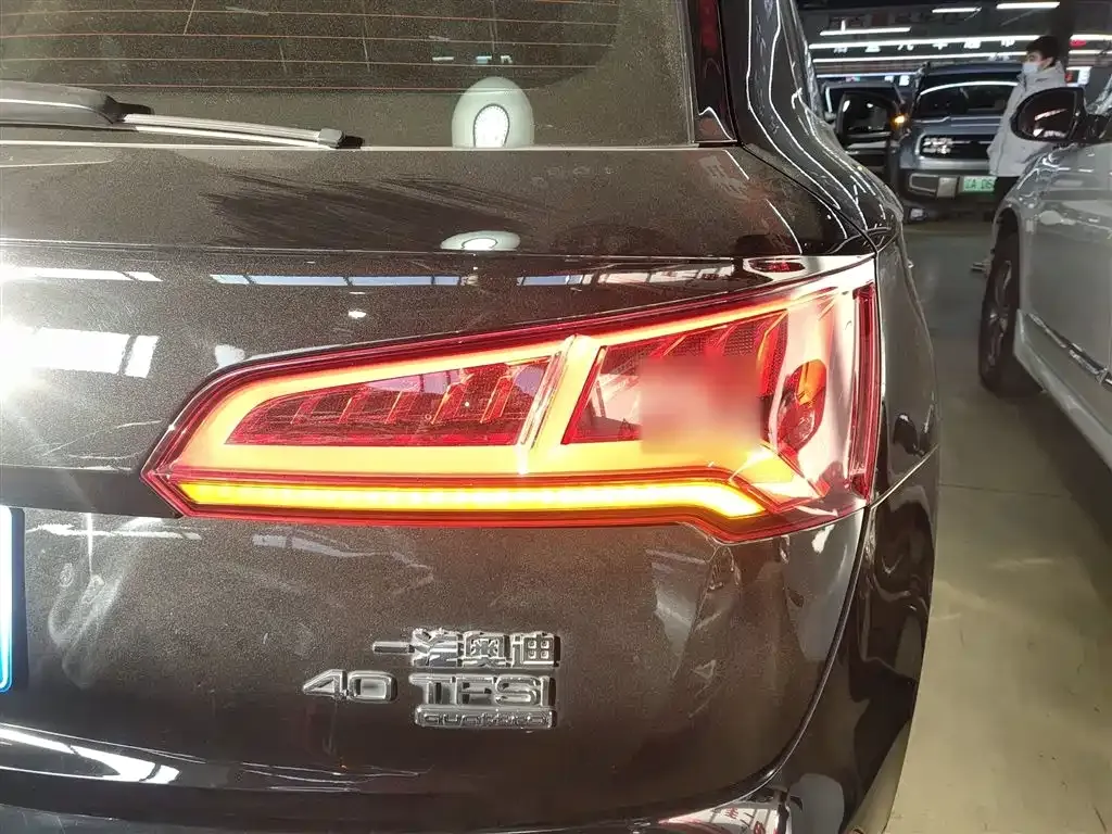 Audi Q5L 2021 из CN, фото 6