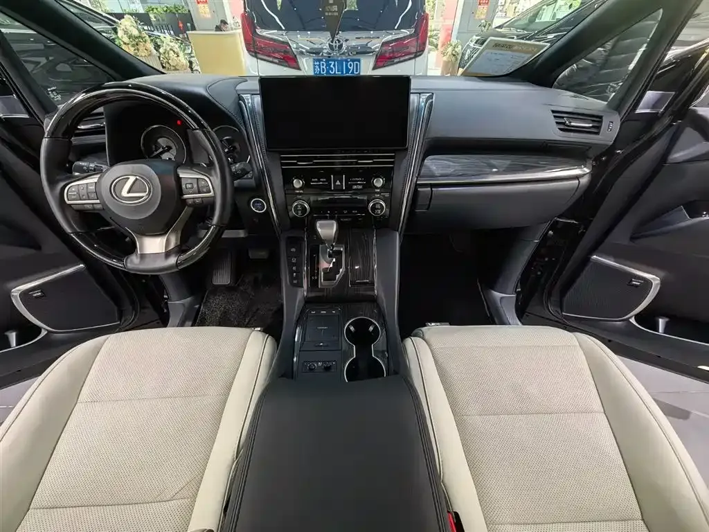 Lexus LM 2022 из CN, фото 10